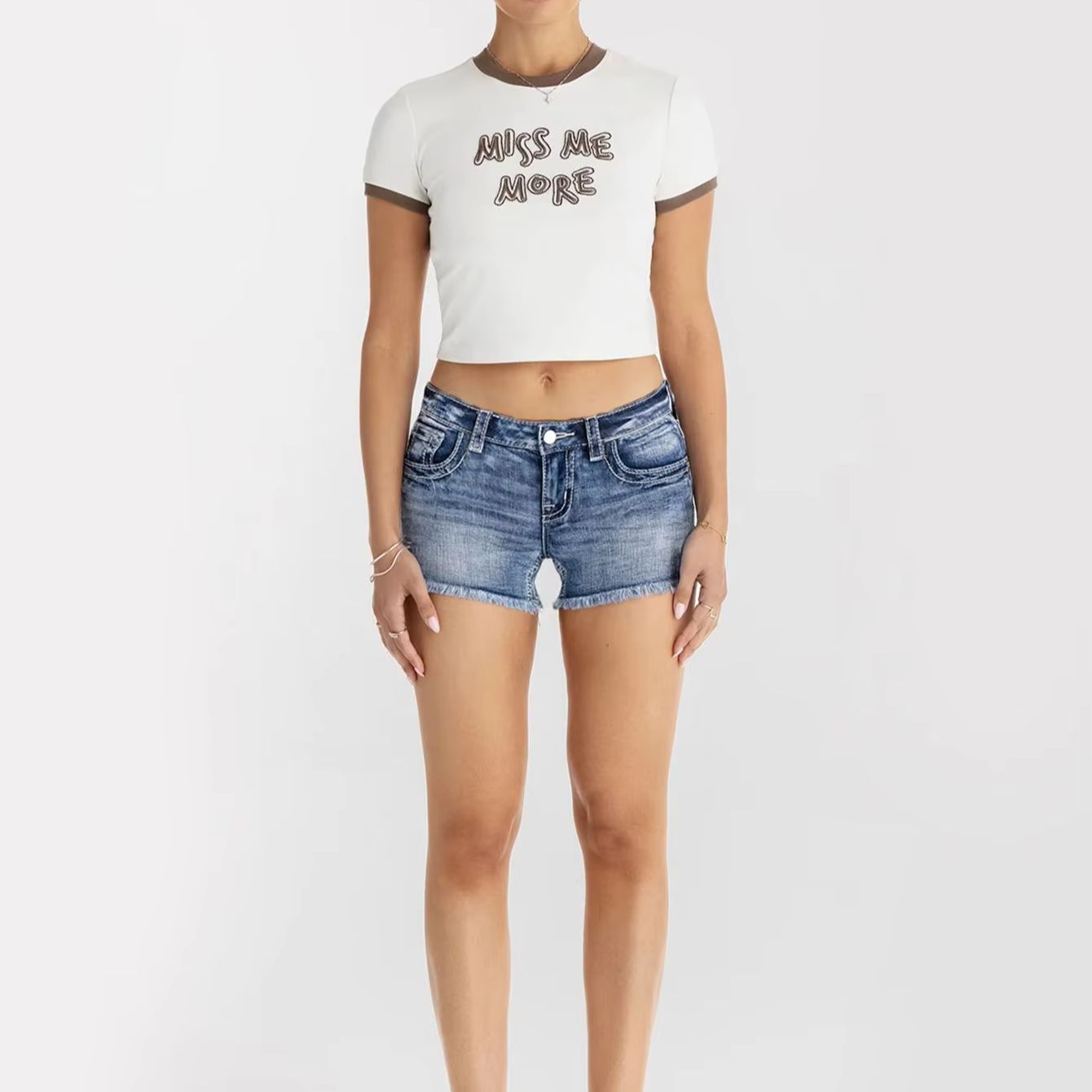 Women Clothes Butterfly Rhines - Shorts Denim Frayed recensione e prezzo