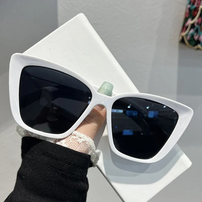 Trendy Cat Eye Sunglasses for  - Sunglasses Cat Eye recensione e prezzo