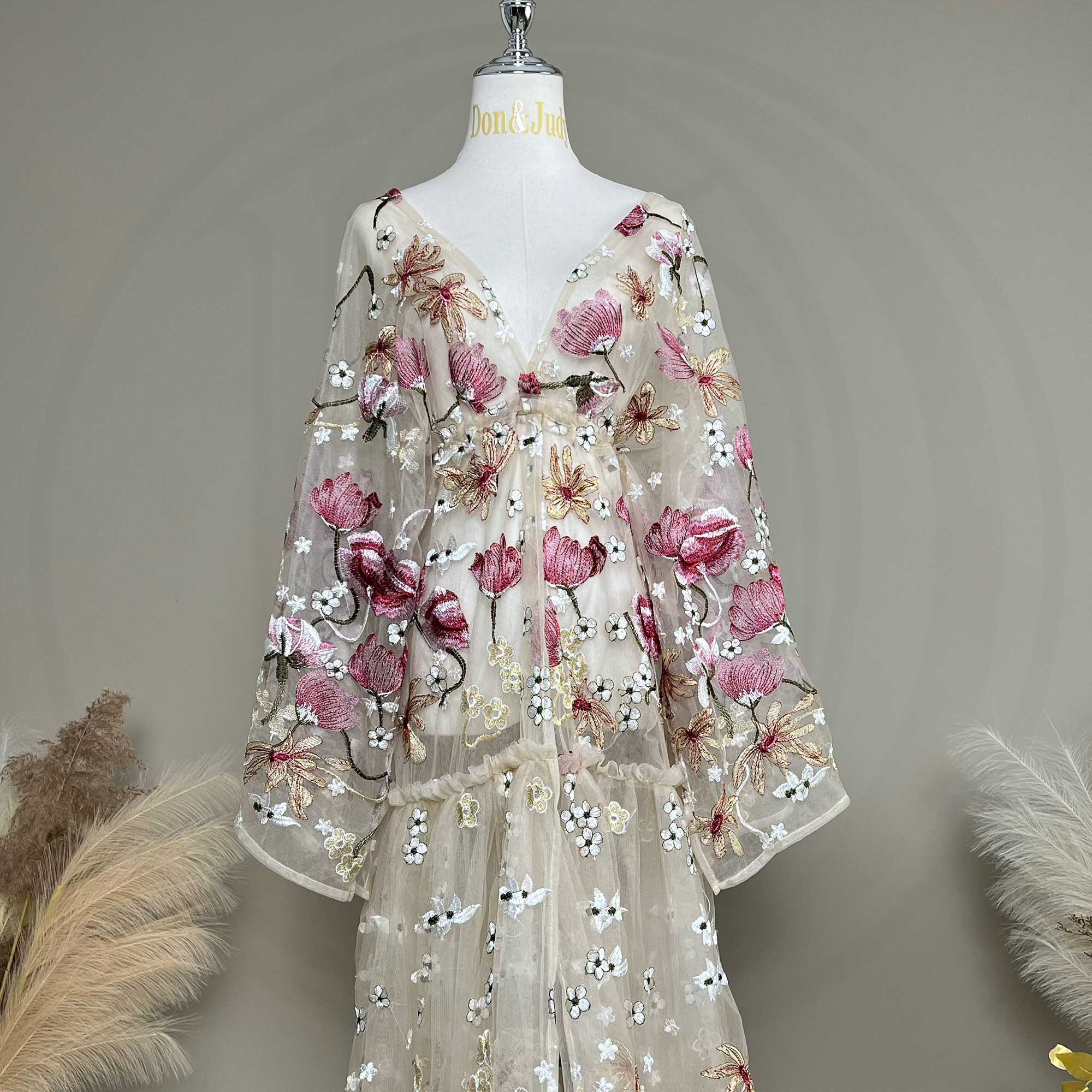 Don&Judy Butterfly Appliqués a - Kimono Sheer Floral recensione e prezzo